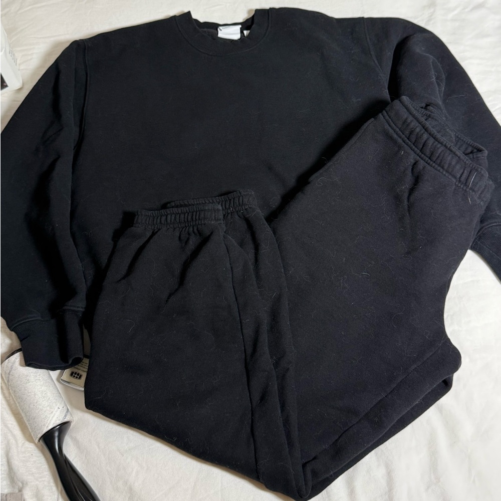 Aritzia TNA Black Jogger Set - Picture 3 of 4